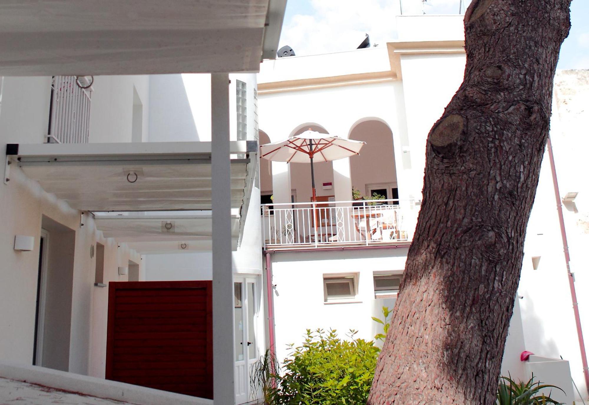 Aegusa Hotel Favignana Oda fotoğraf